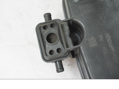 Extrabild2 på Luftburk från en Honda NT 650 V -2002 motorcykel.