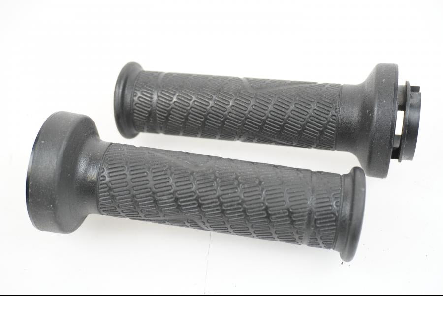 Framsidan på Handreglage från en KTM 790 Duke -2018 motorcykel.