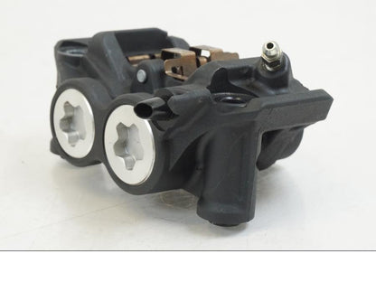 Baksidan på Bromsok från en Yamaha YZF R7 -2022 motorcykel.