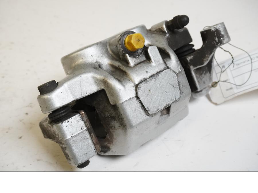 Baksidan på Bromsok från en Yamaha XJ 900 S -1998 motorcykel.