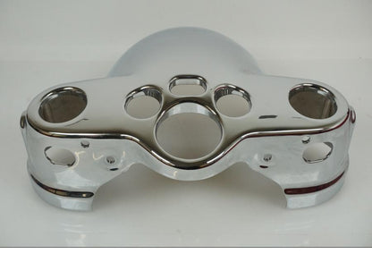 Vänster sida på Strålkastarkåpa från en H-D FLS -2012 motorcykel.