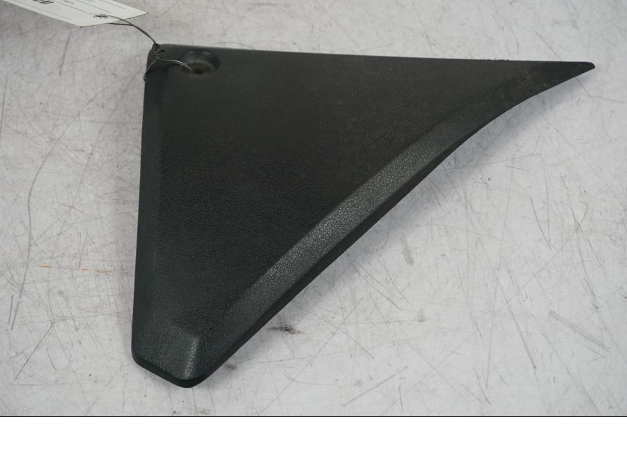 Framsidan på Ramplast från en Suzuki VZ 800 -2000 motorcykel.