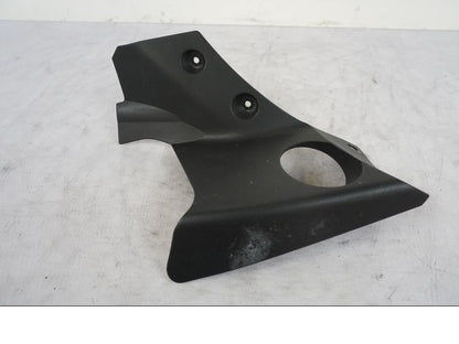 Framsidan på Ramskydd från en KTM 690 Duke -2014 motorcykel.