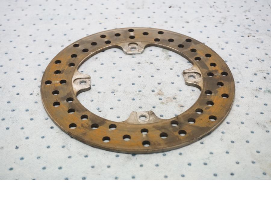 Baksidan på Bromsskiva från en MV Agusta F3 675 -2014 motorcykel.