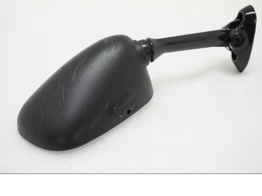 Framsidan på Backspegel från en Suzuki SV 1000 -2007 motorcykel.