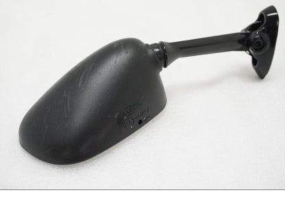 Framsidan på Backspegel från en Suzuki SV 1000 -2007 motorcykel.