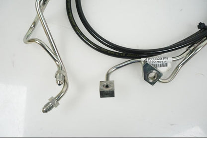 Höger sida på Bromsslang från en H-D Harley diverse -2016 motorcykel.