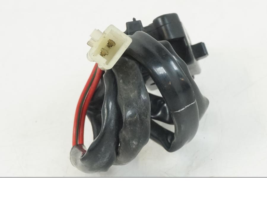 Höger sida på Bensinreservkontakt från en Yamaha XV 1100 -1993 motorcykel.