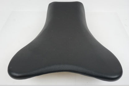 Snett uppifrån på Sadel från en Suzuki GSX-R 1000 -2007 motorcykel.