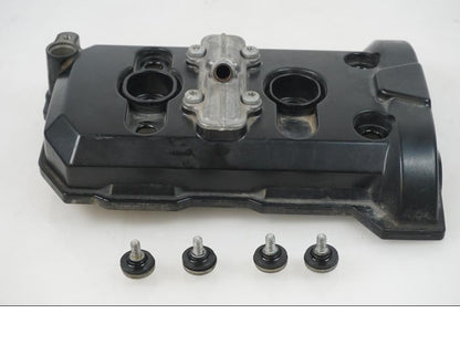 Snett uppifrån på Ventilkåpa från en BMW F 800 GS -2017 motorcykel.