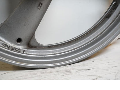 Extrabild4 på Fälg från en Yamaha FJ 1200 -1991 motorcykel.