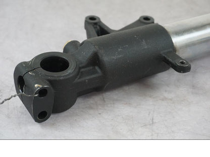 Extrabild2 på Gaffelben från en Honda CBR 900 RR -2001 motorcykel.