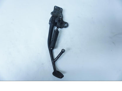 Framsidan på Sidostöd från en Yamaha YZF 1000 R -1997 motorcykel.