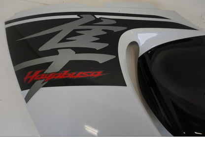 Snett uppifrån på Sidkåpa från en Suzuki GSX 1300 R -2017 motorcykel.