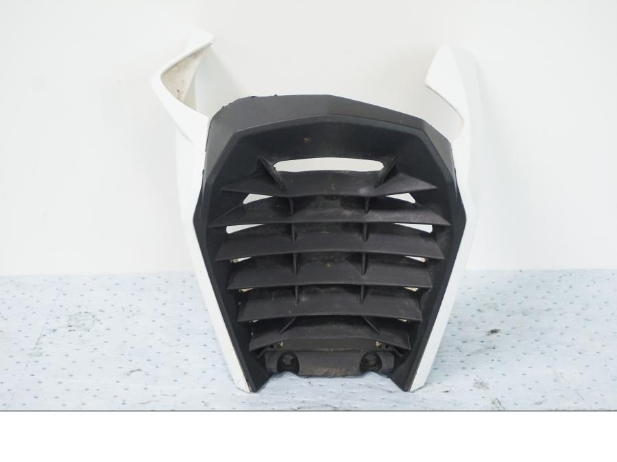 Framsidan på Magkåpa från en KTM 690 Duke -2008 motorcykel.