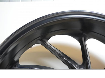 Extrabild5 på Fälg från en BMW F 800 S -2009 motorcykel.