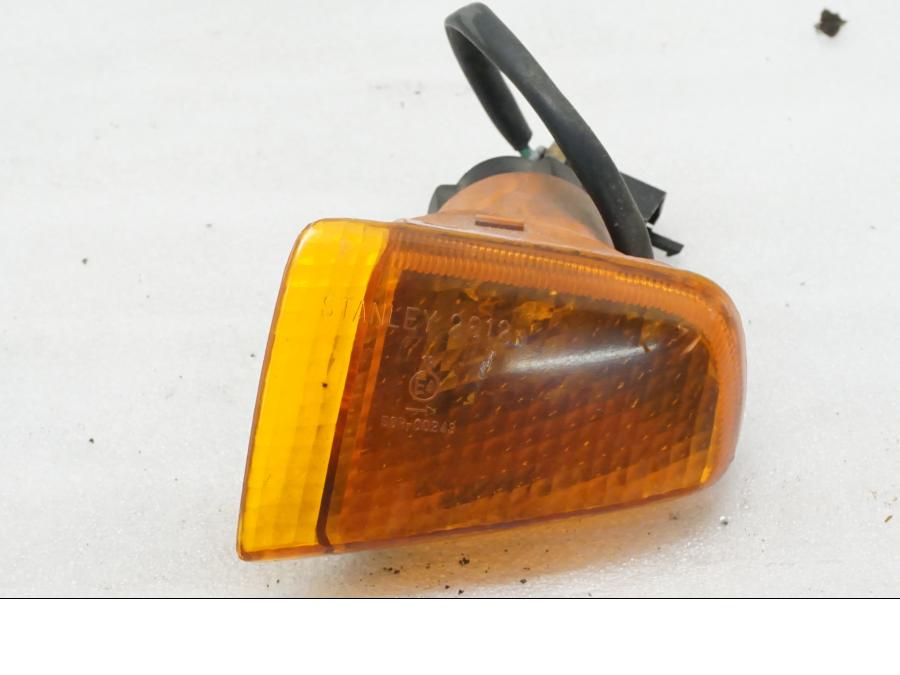 Framsidan på Blinkers från en Honda VFR 750 -1990 motorcykel.