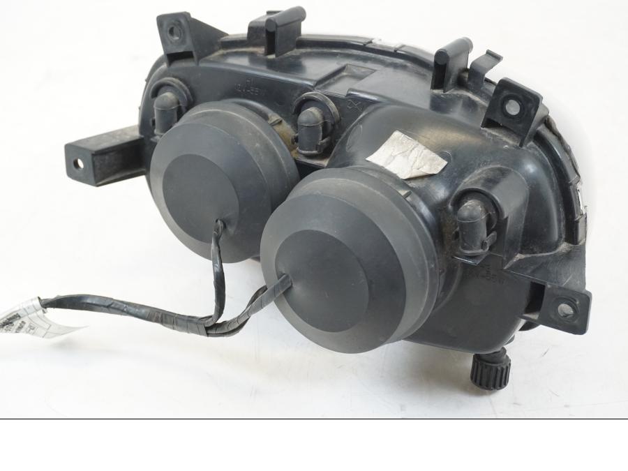 Extrabild3 på Strålkastare från en BMW F 650 CS -2003 motorcykel.