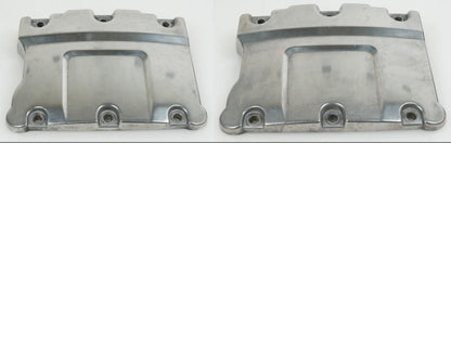 Framsidan på Ventilkåpa från en H-D Softail -2008 motorcykel.