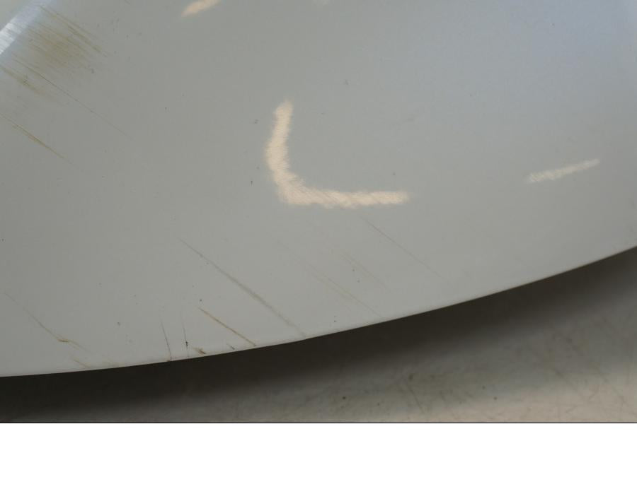 Vänster sida på Kuts från en Suzuki GSX 1300 R -2017 motorcykel.