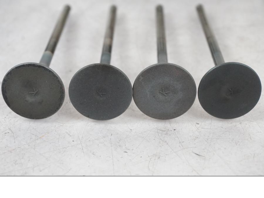 Extrabild1 på Avgasventil från en Kawasaki Z 900 -2019 motorcykel.