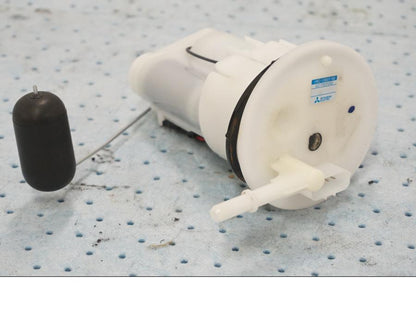 Framsidan på Bensinpump insprut från en Yamaha MT-09 Tracer -2019 motorcykel.