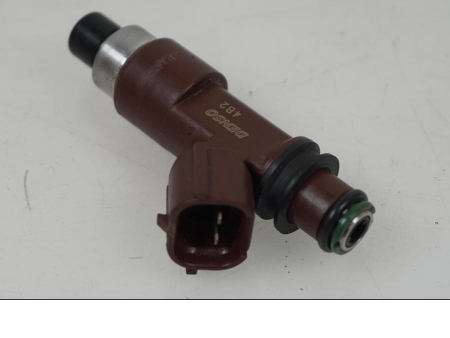 Baksidan på Spridare från en Honda CBR 1000 RR -2004 motorcykel.