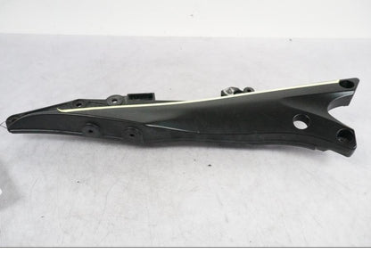 Baksidan på Bakram från en Suzuki GSX-R 1000 -2008 motorcykel.