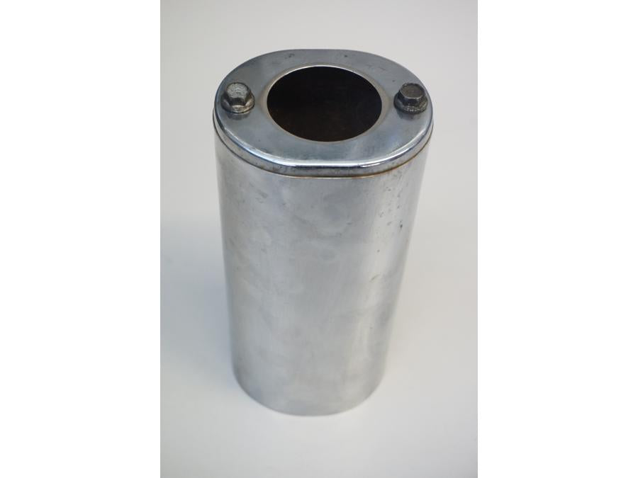 Baksidan på Gaffeldekorrör från en H-D Touring Road King Classic FLHRCI -2008 motorcykel.