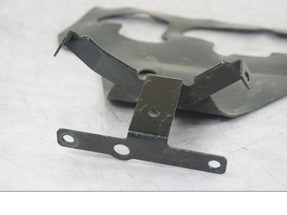 Baksidan på Värmeskydd från en Triumph Tiger 1200 -2018 motorcykel.