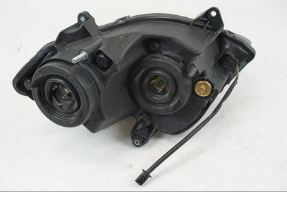 Extrabild1 på Strålkastare från en Honda VFR 800 -2003 motorcykel.