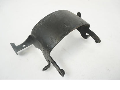 Framsidan på Framskärmsstag från en Honda XL 1000 V -2008 motorcykel.