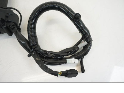 Extrabild3 på Styrelreglage från en Yamaha MT-09 Tracer -2021 motorcykel.