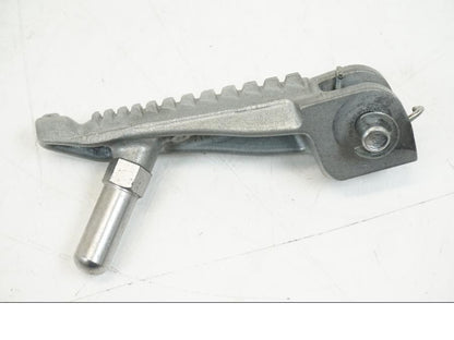 Höger sida på Fotpinne från en Kawasaki NINJA 400 -2020 motorcykel.