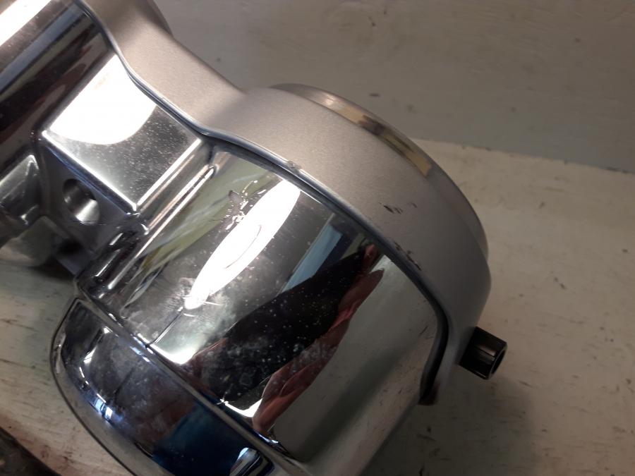 Höger sida på Instrumentpanel från en BMW R 1150 R -2004 motorcykel.