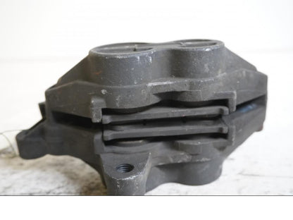 Höger sida på Bromsok från en Triumph TT 600 -2001 motorcykel.