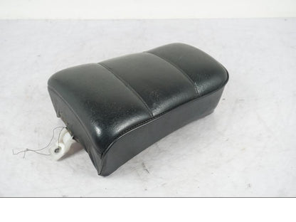 Framsidan på Sadel från en Suzuki LS 650 -1993 motorcykel.