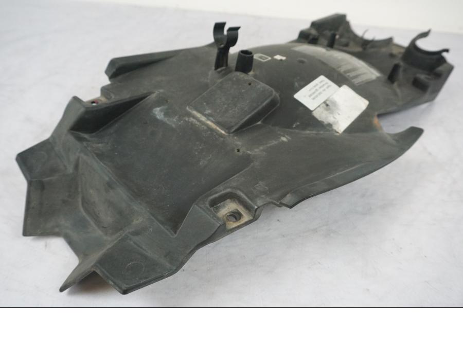 Extrabild1 på Undertail från en BMW R 1200 R -2007 motorcykel.