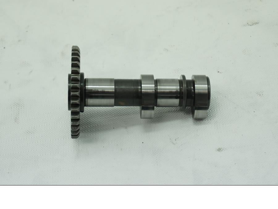 Framsidan på Kamaxel från en KTM Alla -2019 motorcykel.