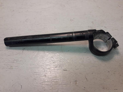 Framsidan på Styre från en Honda CBR 600 -1999 motorcykel.