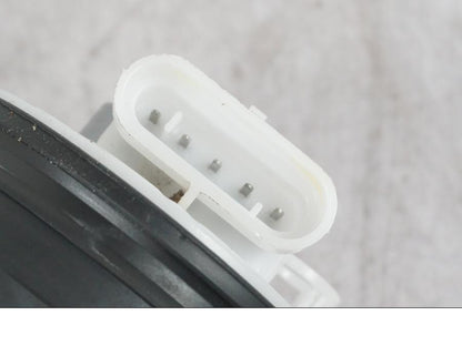 Vänster sida på Bensinpump insprut från en Ducati Multistrada V4 -2024 motorcykel.