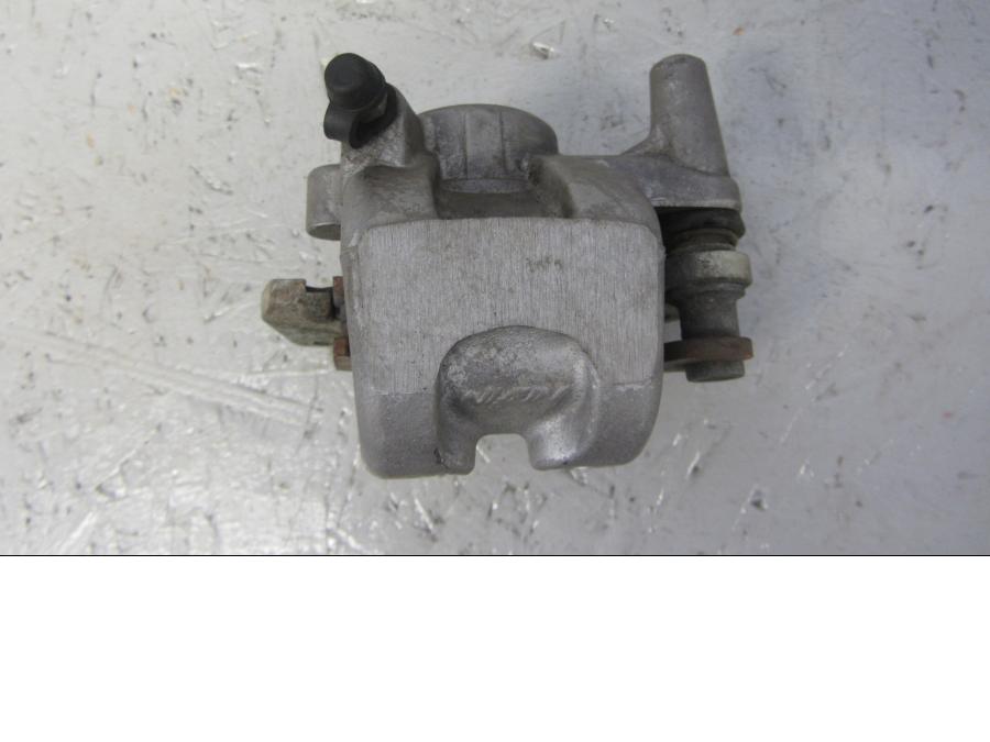 Höger sida på Bromsok från en Suzuki LTA 750 XP E -2009 motorcykel.