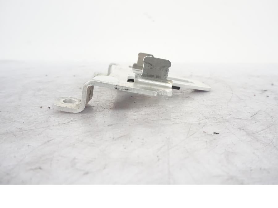 Snett uppifrån på Batterihållare från en KTM 690 SMCR -2016 motorcykel.