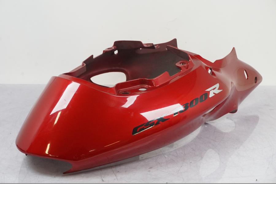 Snett nerifrån på Bakvinge från en Suzuki GSX 1300 R -1999 motorcykel.