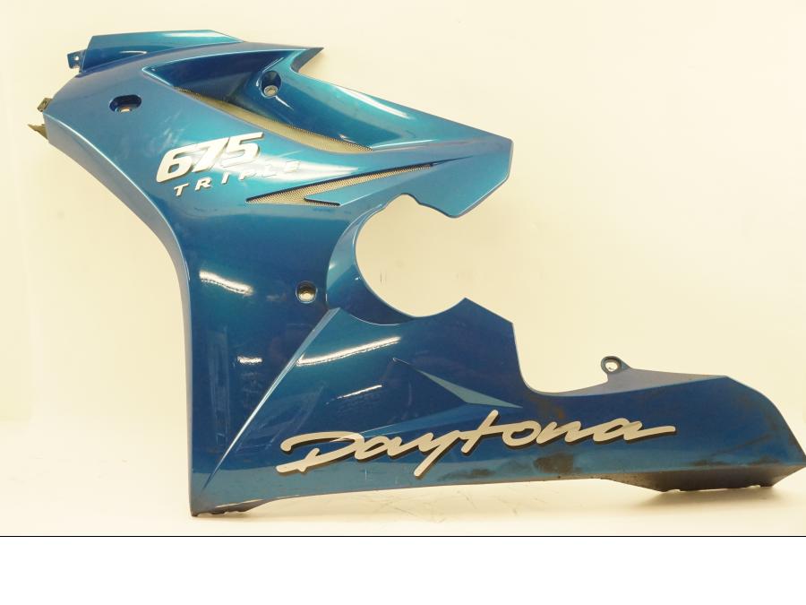 Framsidan på Sidkåpa från en Triumph Daytona 675 -2008 motorcykel.