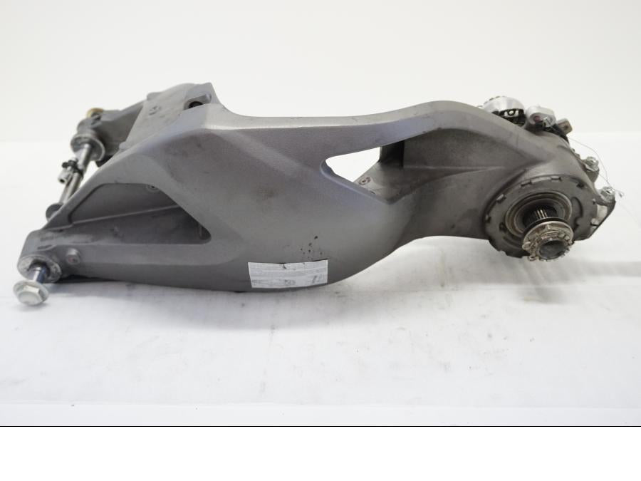 Framsidan på Sving från en Ducati Hypermotard -2020 motorcykel.