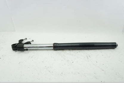 Baksidan på Gaffelben från en KTM 1190 Adventure -2014 motorcykel.