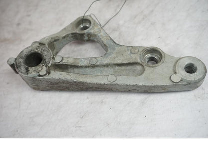 Framsidan på Bromsoksfäste från en Kawasaki ZZR 600 -1991 motorcykel.