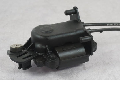 Höger sida på Avgasspjällmotor från en BMW R 1200 GS -2018 motorcykel.