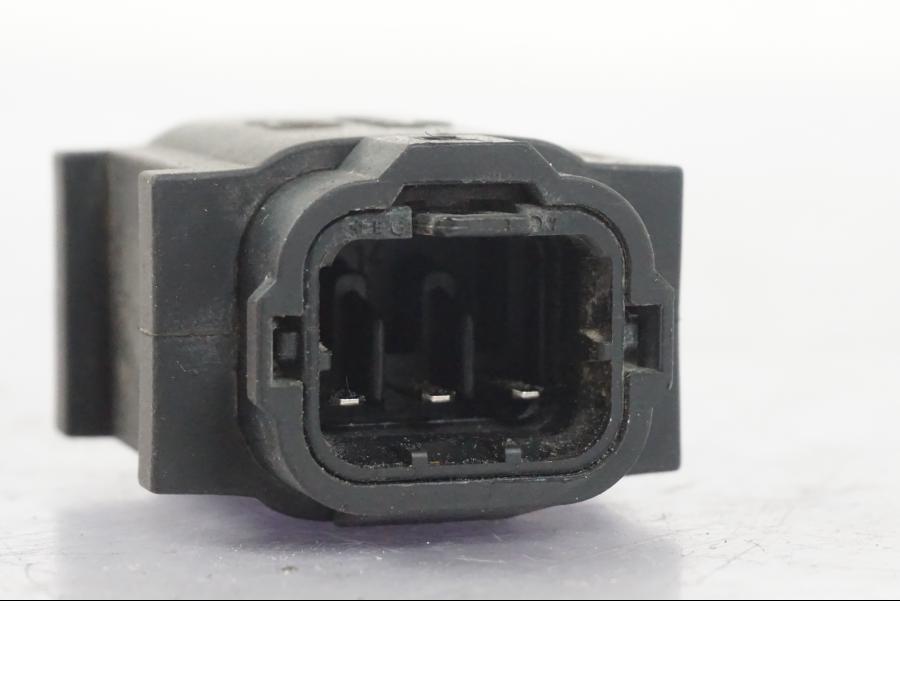 Baksidan på Tilt Sensor från en Suzuki GSX-S 1000 -2017 motorcykel.